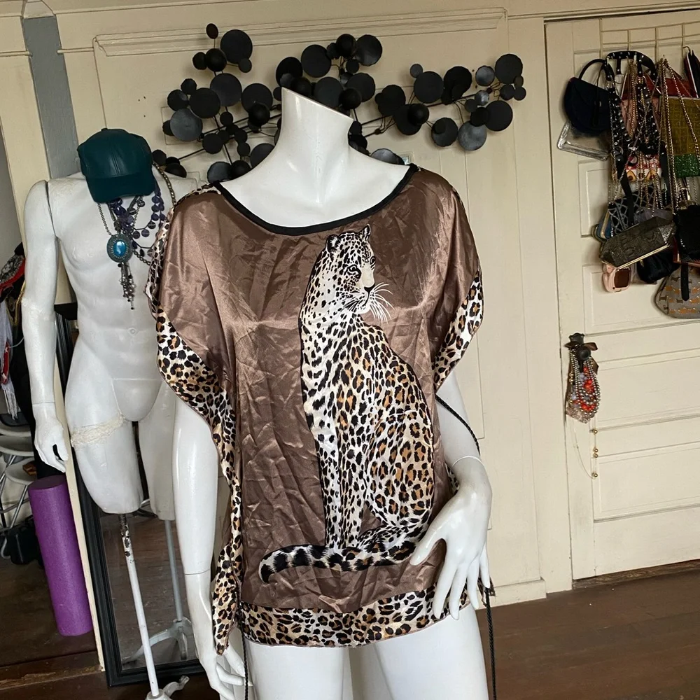 Trac leopard top - Picture 5 of 8